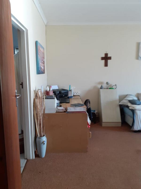 3 Bedroom Property for Sale in Albertinia Western Cape